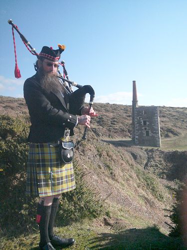 Click here for the Gallery page